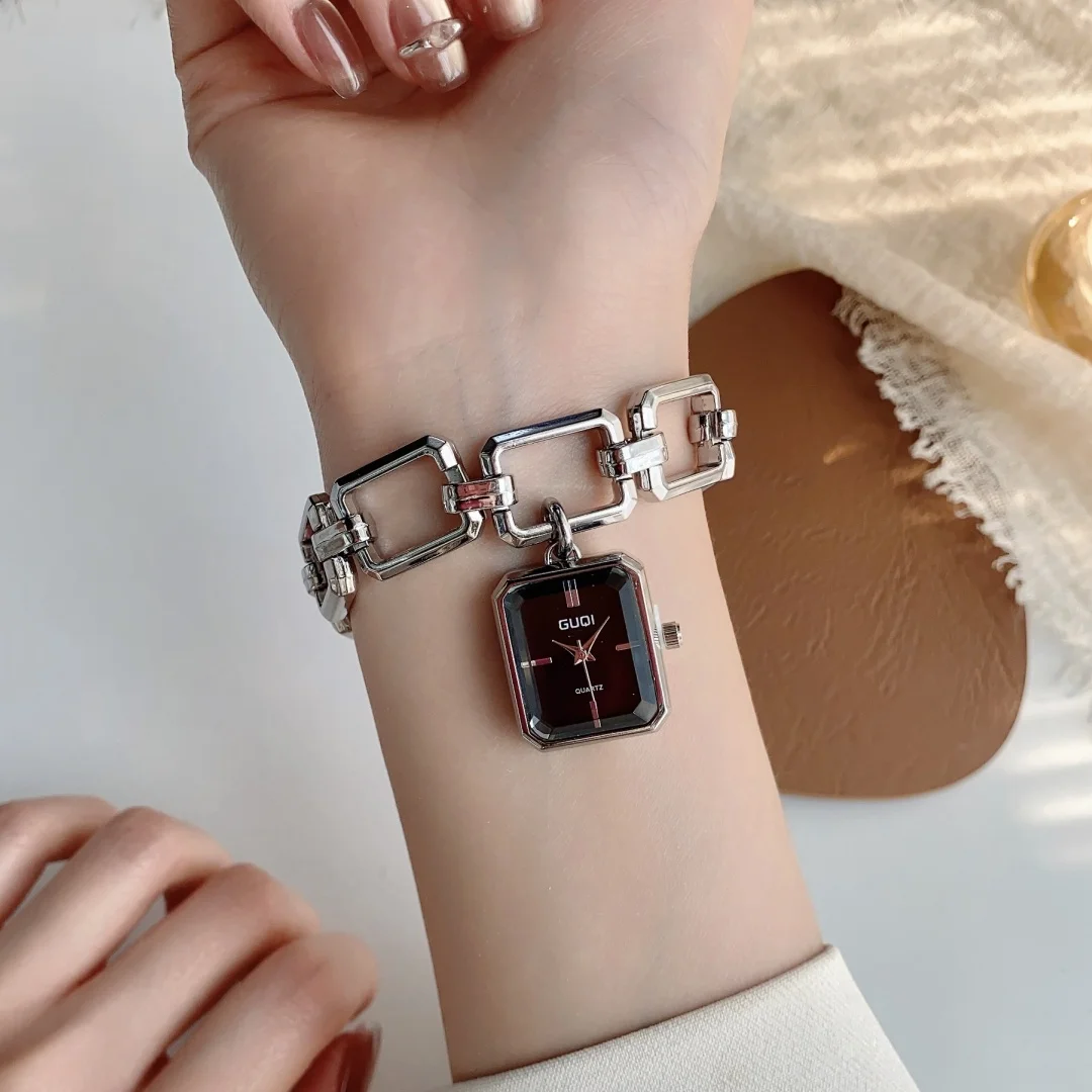Elegant Women's Square Dial Quartz Bracelet Watch