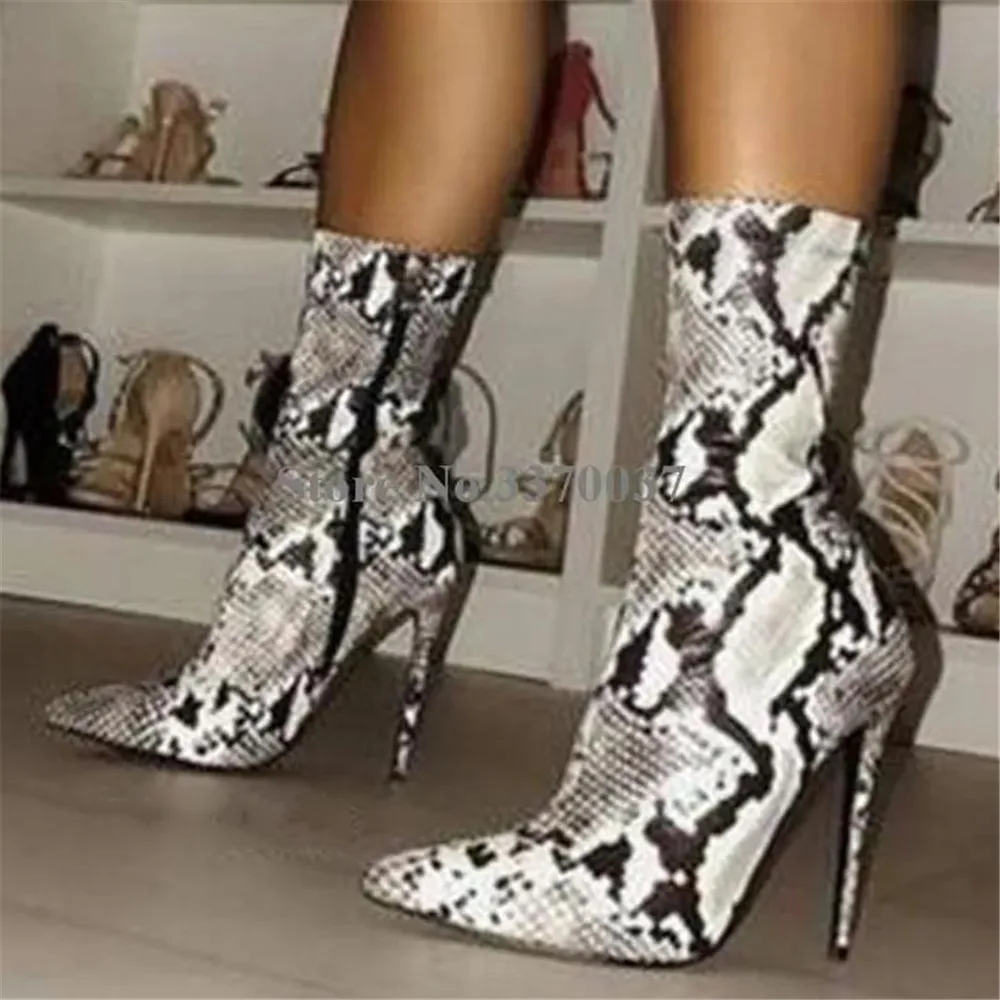 

Женские высокие привлекательные модные ботильоны с острым носком из змеиной кожи на шпильке белые ботильоны на высоком каблуке под змеиную кожу Классическая обувь
