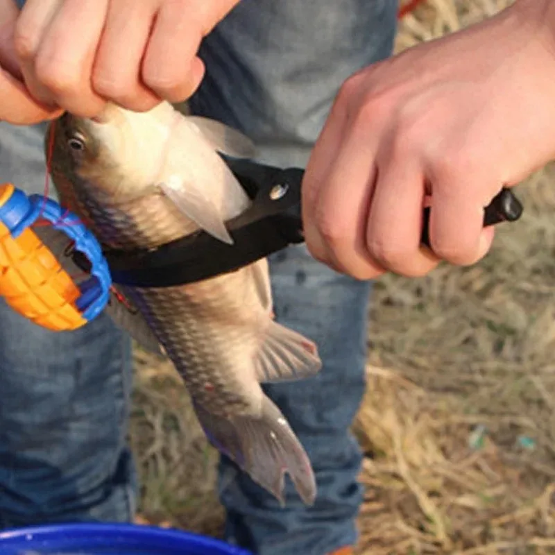 Pince à lèvres pour poisson avec grip anti-dérapant - Outil de contrôle et manipulation poissons