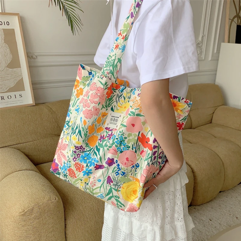 AREFFA Women's Large Capacity Patchwork Shoulder Bag | Multi-Color Modern Tote