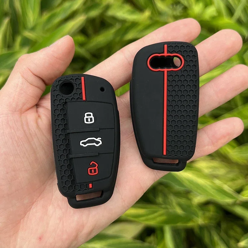 Silicone Car Key Cases Protector Cover 3 Buttons Folding Remote Control Key For Audi A1 A3 A6 Q2 Q3 Q7 TT TTS R8 S3 S6 RS3 RS6