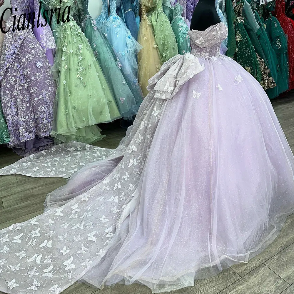 

Lilac 3D Butterfly Bow Ball Gown Quinceanera Dresses Off the Shoulder Crystal Sequined Corset Sweet 15 Vestidos De 15 Años