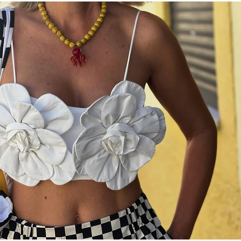 Sexy Chic 3d Floral Croptop Women Backless Sleeveless White Female Slip Vests Spring Summer New Fashion Street Lady Tops
