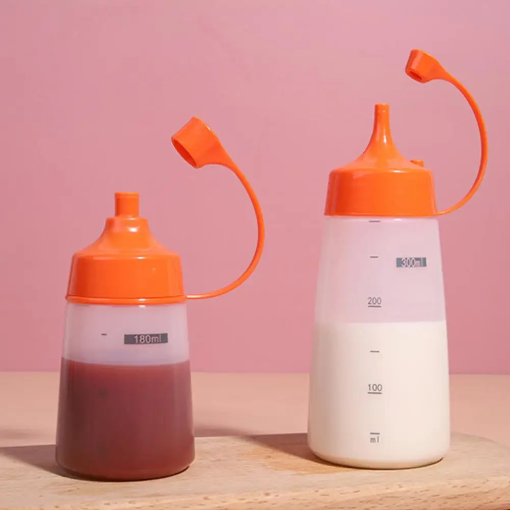 Squeeze Bottle Oil Bottle Plastic For Home Kitchen condiment bottles