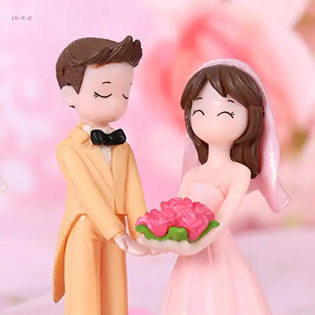 51BA Couple Doll Craft Decorative Small Ornaments Handicraft Plastic Decorations for Ceremony Reception Bar Photo Booth 5