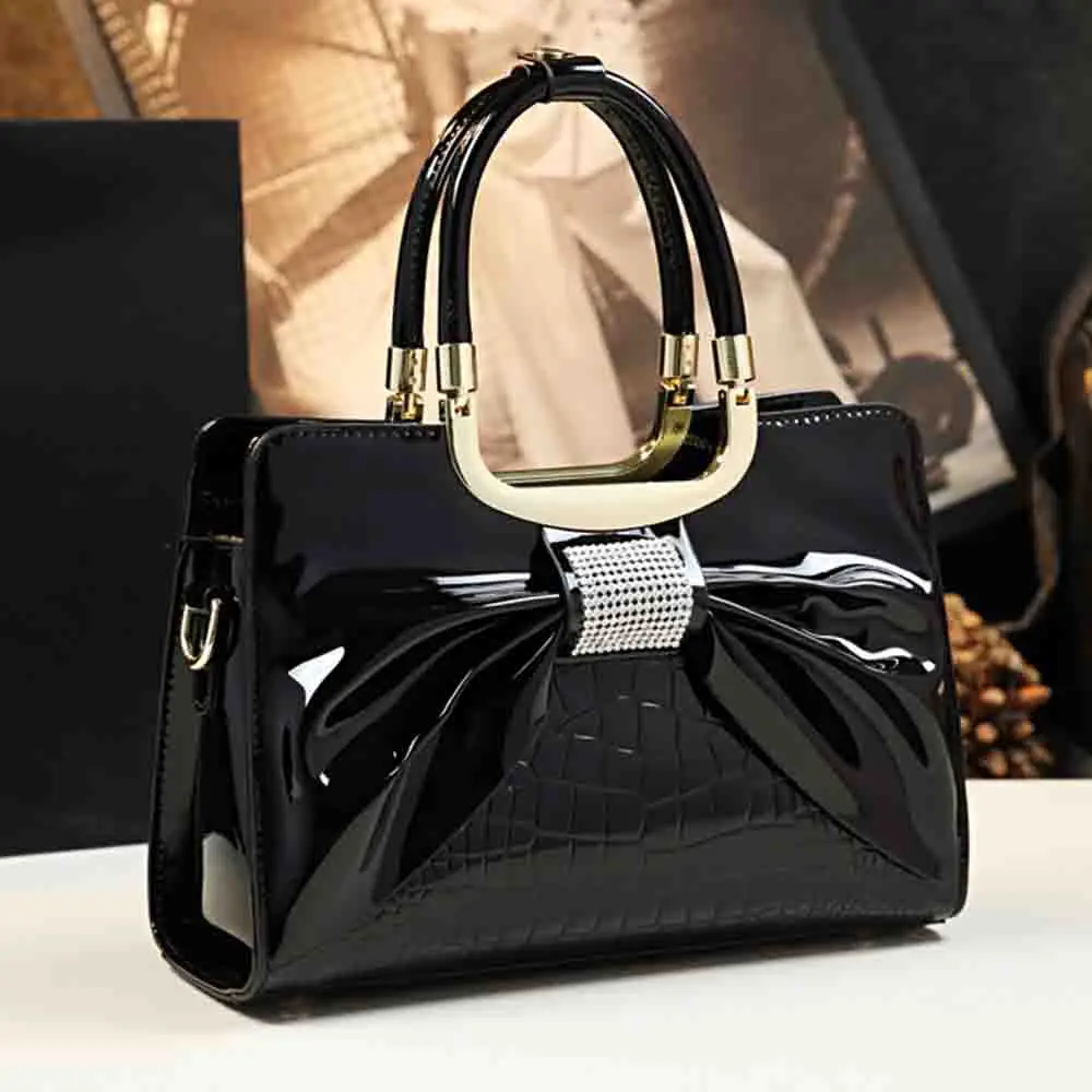 

Fashion Women Handbag Luxury Patent Leather Bow with Diamonds High Quality Madam Shoulder Causal Tote Chic Ladies Clutch 2023