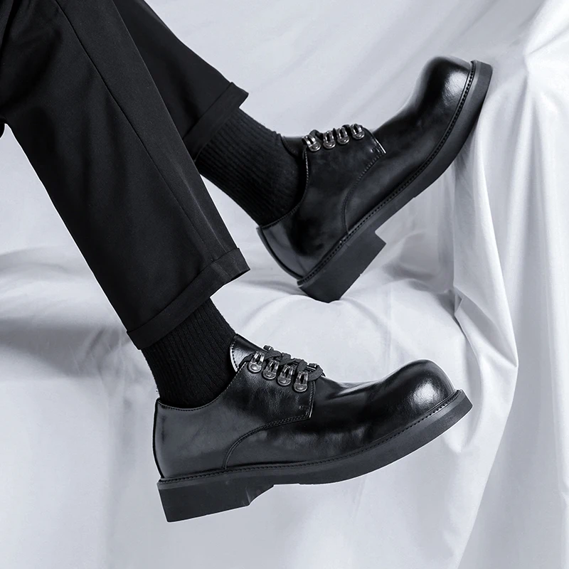 Designer Luxury Mens Wedding Dress Loafers Brand Business Casual Moccasin Leather Driving Formal Suit Brogues Shoes for Men