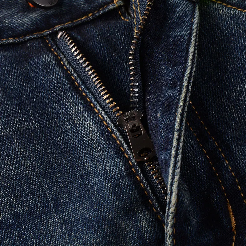 Рисунок 4 - Джинсы мужские в стиле ретро