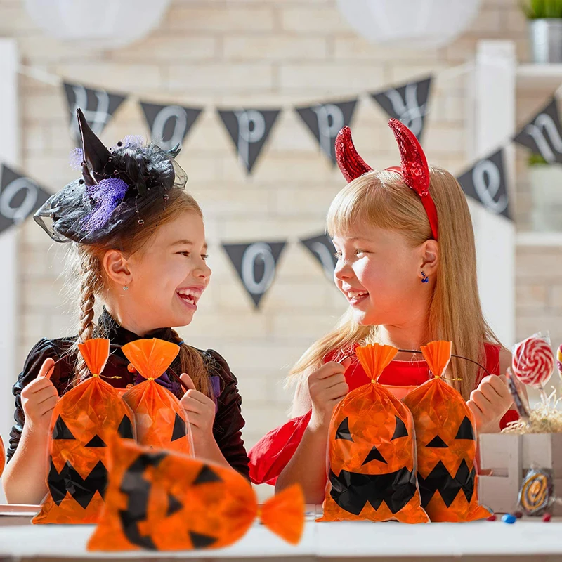 100 Sacchetti Di Halloween Per Dolcetto O Scherzetto – 4 Design: Zucca, Fantasma, Strega, Ragno – 16,3x25,5 Cm, Riutilizzabili