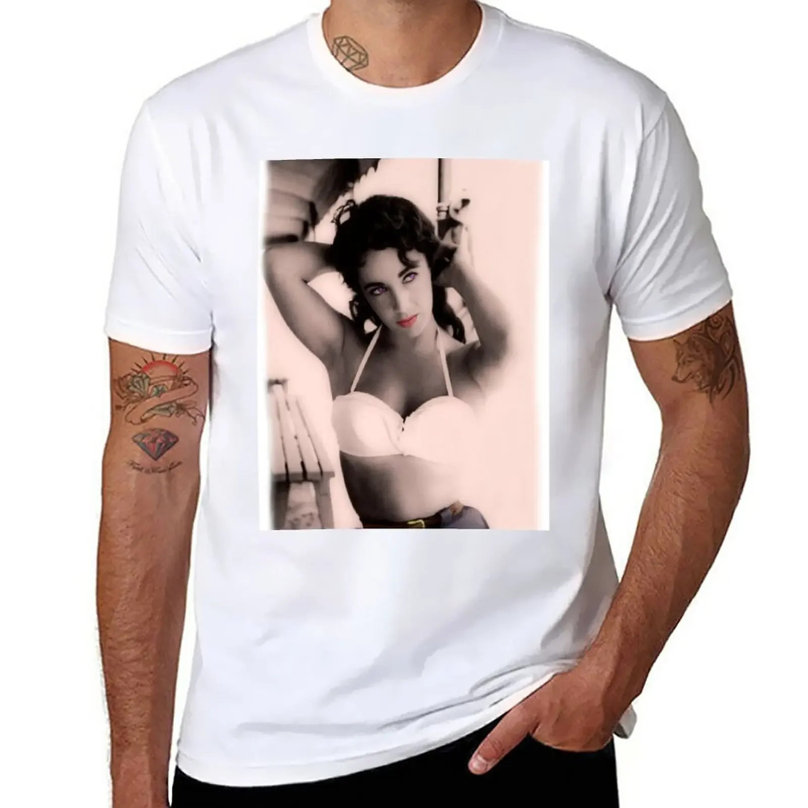 

Gorgeous Liz T-Shirt for a boy Aesthetic clothing Short sleeve tee plain white t shirts men