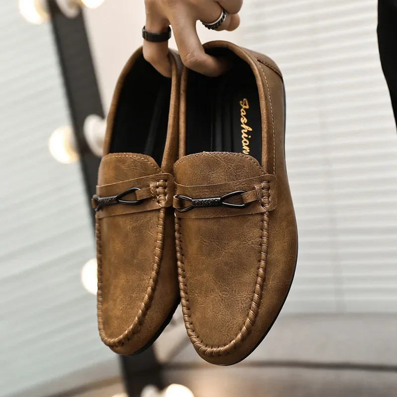 Summer New Men's Loafers Comfortable Flat Casual Shoes Men Breathable Moccasins Slip-On Soft Leather Driving Shoes 2023 2