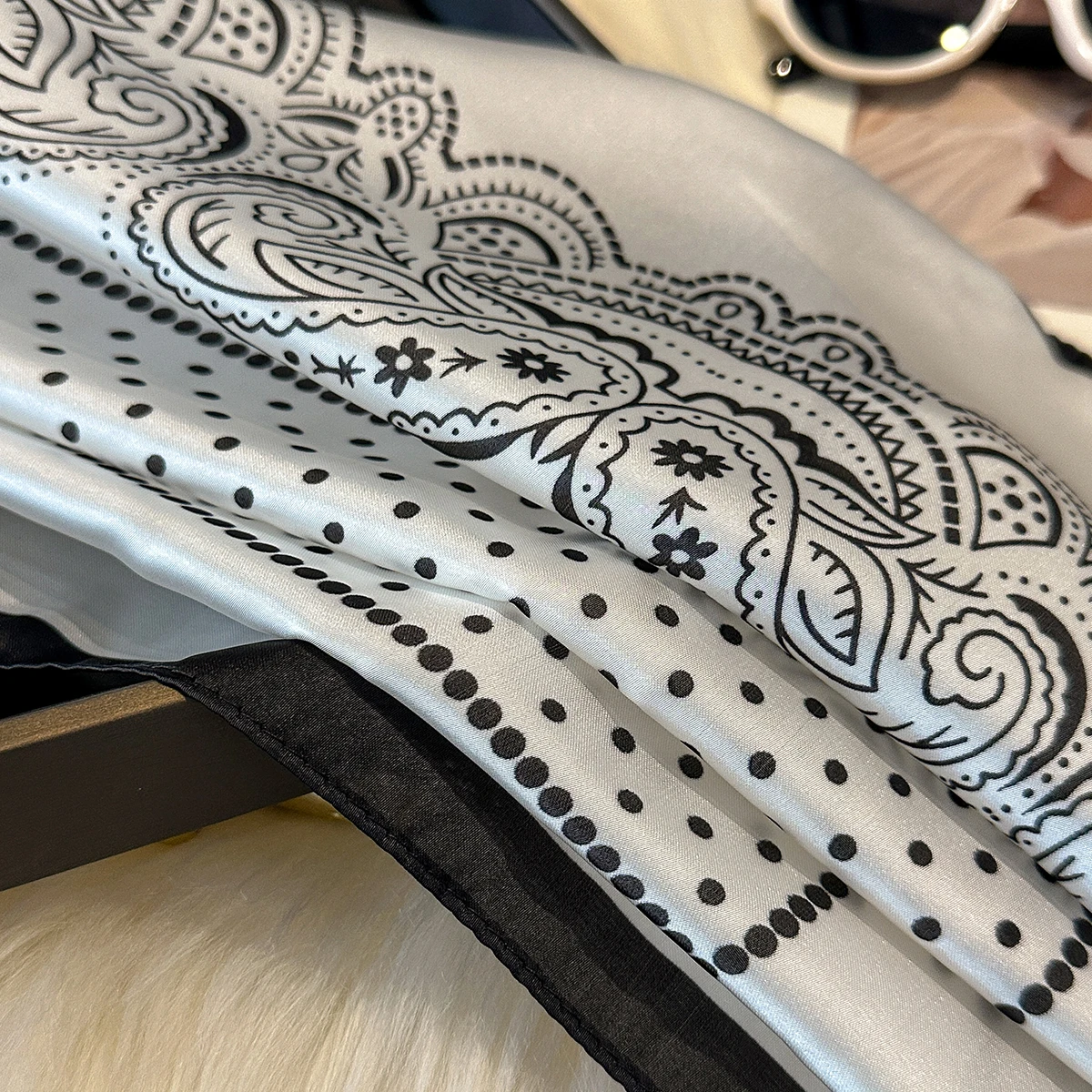 Fashion Print Silk Hairbands Scarf Women 2025 Spring New Elagant Floral Bandana Neck Kerchief Head Bands Foulard Female Scarfs