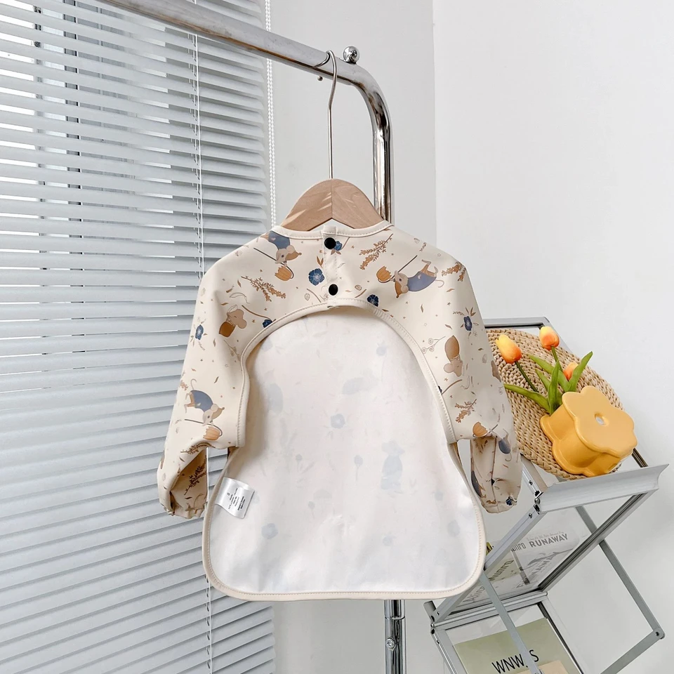 Babador Mangas Longas Happy Cherry - Estampa Animais Infantil