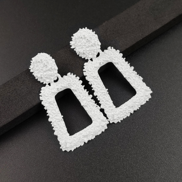 Hollow Geometric Trapezoid Drop Earrings for Women Personality Punk Carved Metal ZA Brincos Jewelry Trendy Xmas Girl Gift