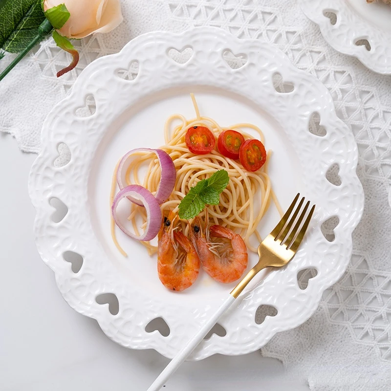 European Relief Love Plate Pure White Heart-shaped Hollow Plate Household Round Bowl Cake Ceramic Dessert Dinner Set Dishes