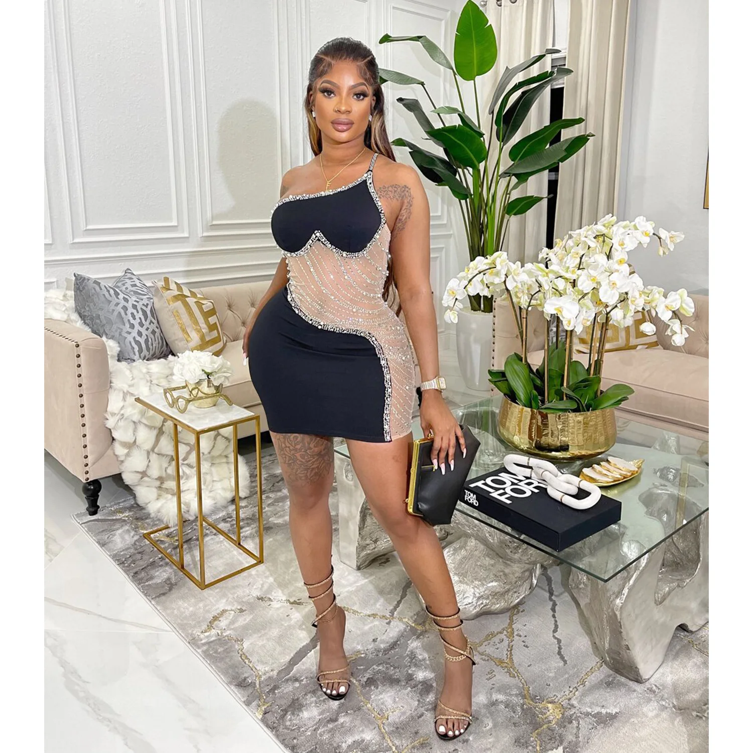 

Women Mesh Diamonds Hot Rhinestones Sleeveless Sexy Strap Bodycon Mini Dress 2023 Fashion Evening Clubwear Birthday Party Dress