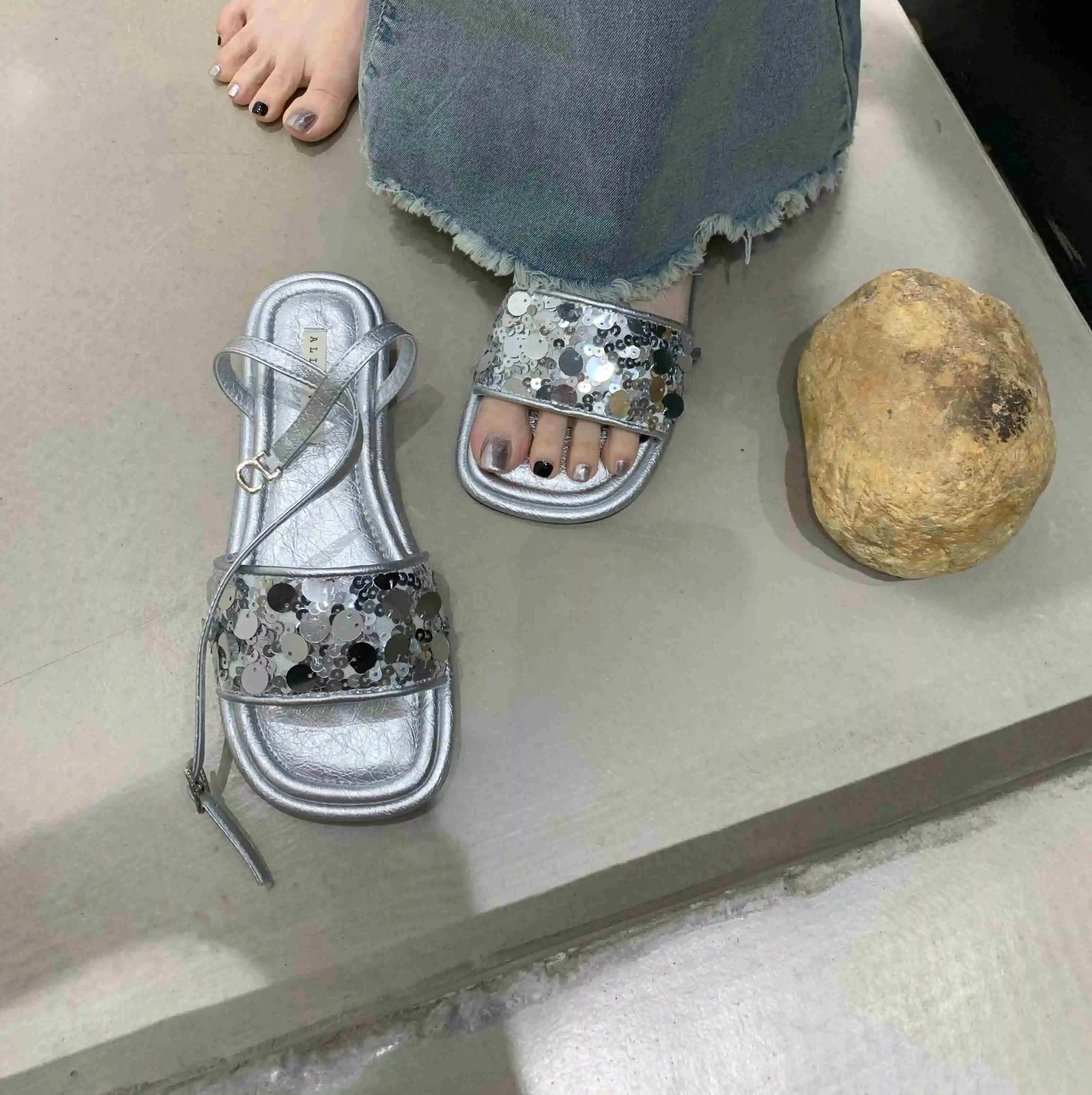 Women's Flat Slip On Sandal With Ankle Strap Crystal Rhinestone Comfort Summer Shoes