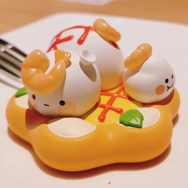 BOBO&COCO KFC Joint Name Blind Box Toys Mystery Box Mistery Caja Misteriosa CaixaSurprise Figure Kawaii Model Girl Birthday Gift 1