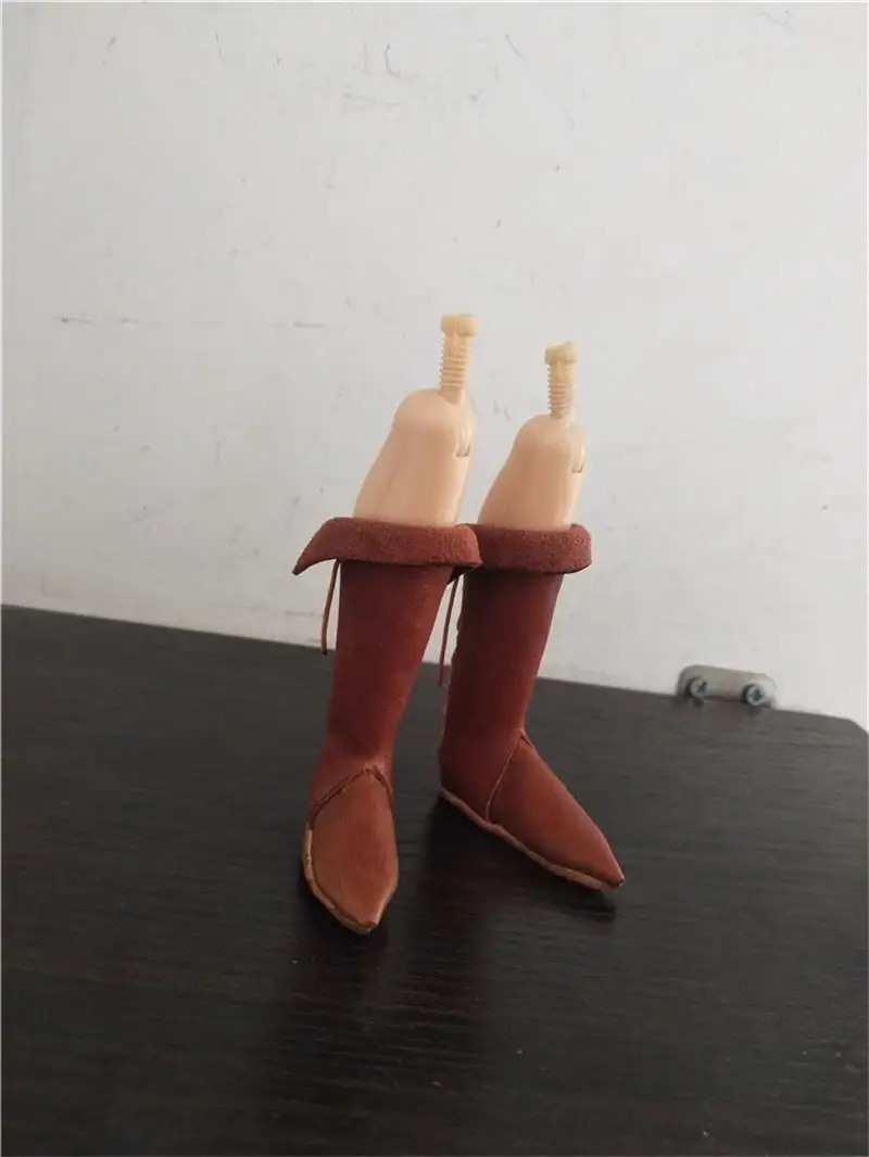 

In Stock 1/6 Old Vintage Mid-Aged Knight Warrior Solid Shoe Boots For 12" COOMODEL BD001 DAM Action Doll Collectable