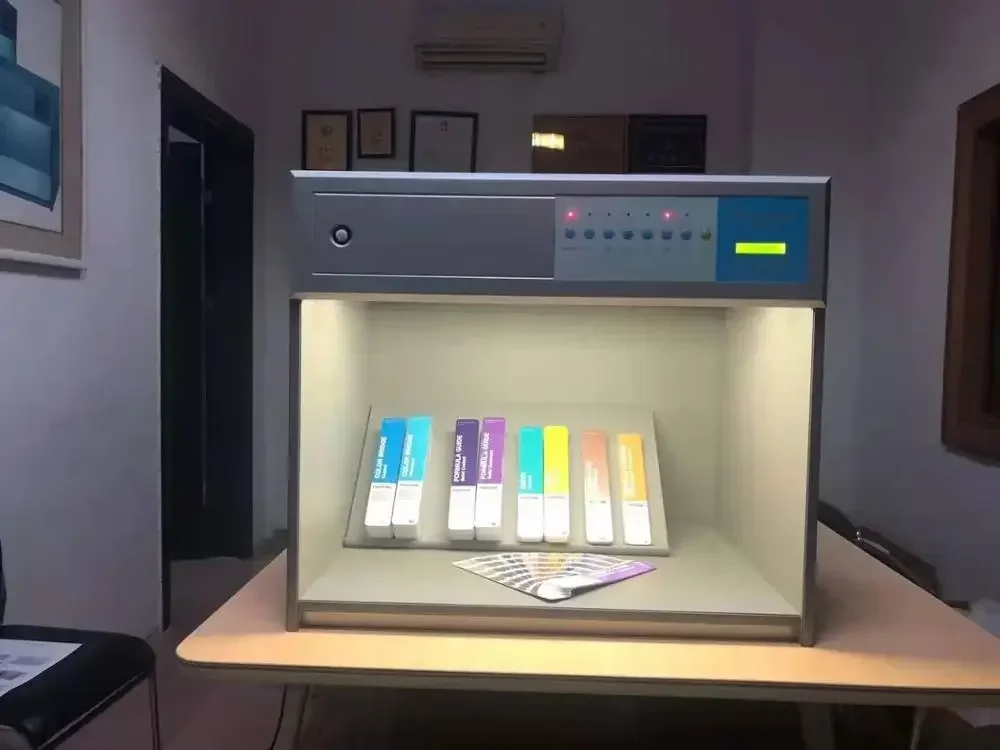 YYHC-Color viewing Light Booth,Color Assessment cabinet/color match light box 6