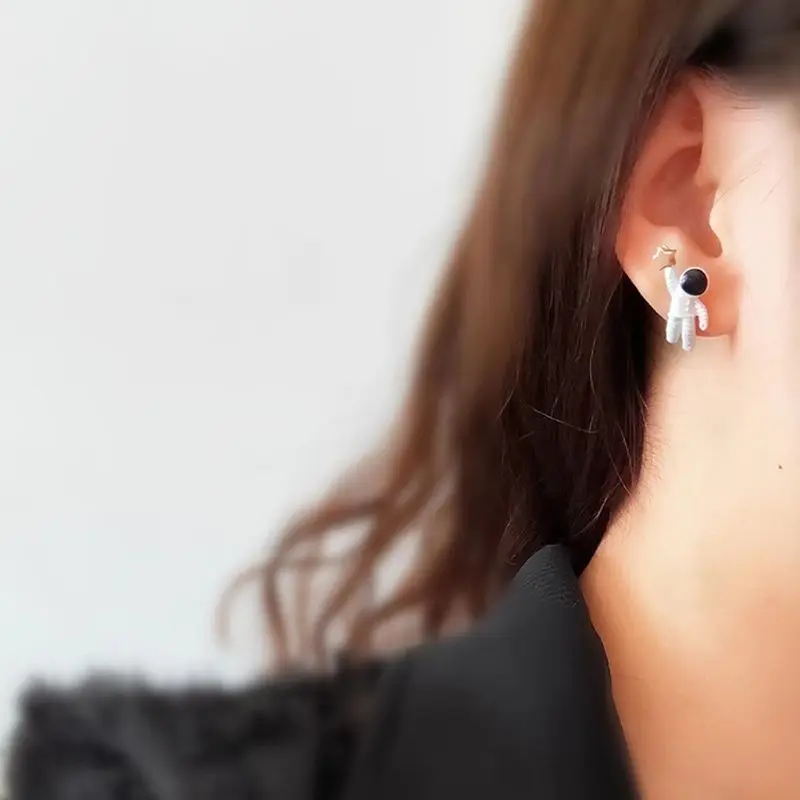 Space Silver Plated Earrings Asymmetric Astronaut Earrings for Friend 517F 3
