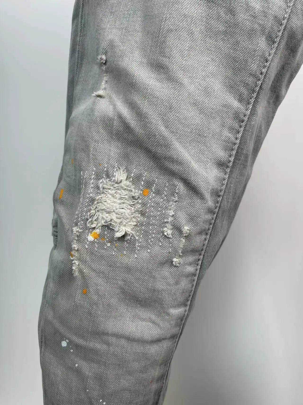 2024 New D2 Jeans Trendy Men's Broken Pants Fashion Slim Fit Elastic Broken Patch Zipper Broken Ink Feet Pants