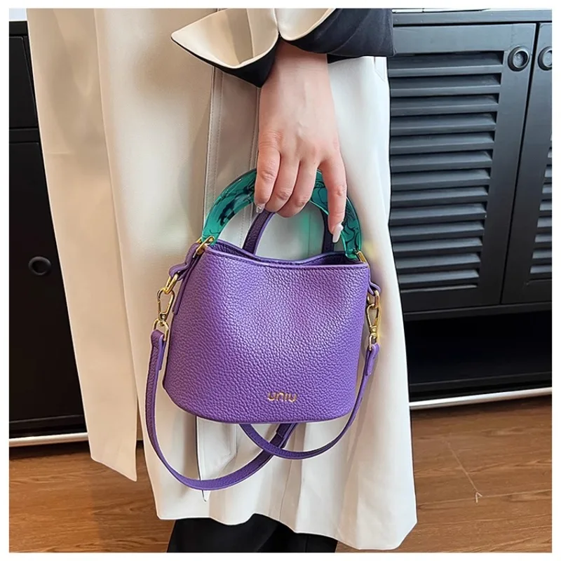 

Trendy Designer MINI Bucket Shoulder Crossbody Bags for Women Handbags and Purses 2023 New Fashion Acrylic Handle Messenger Bags