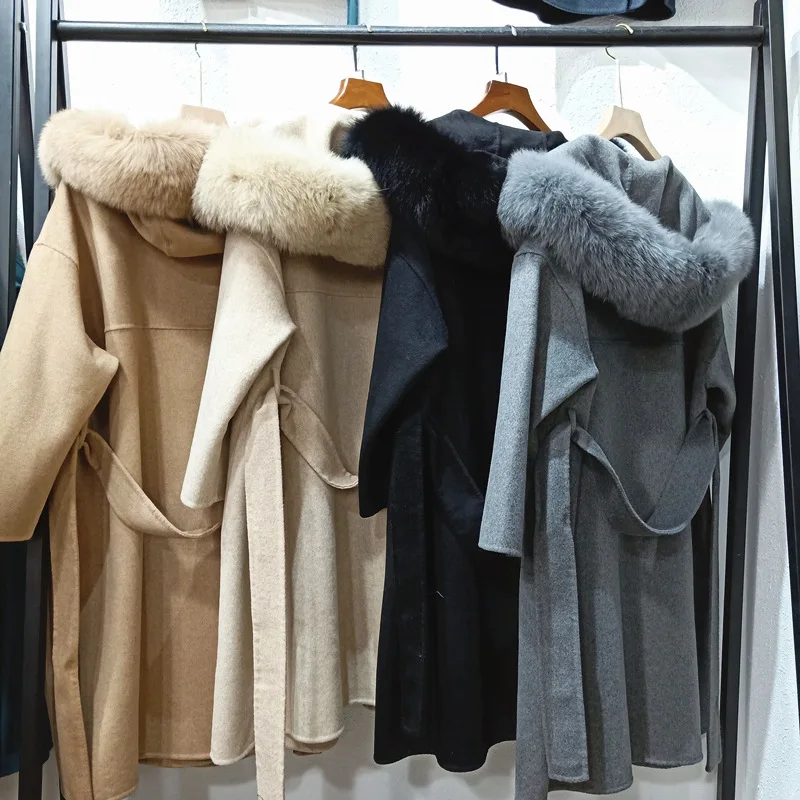 

New 2023 european Woman Jacket Real Fur Coat plush Natural Fox Fur Hooded coats outerwear