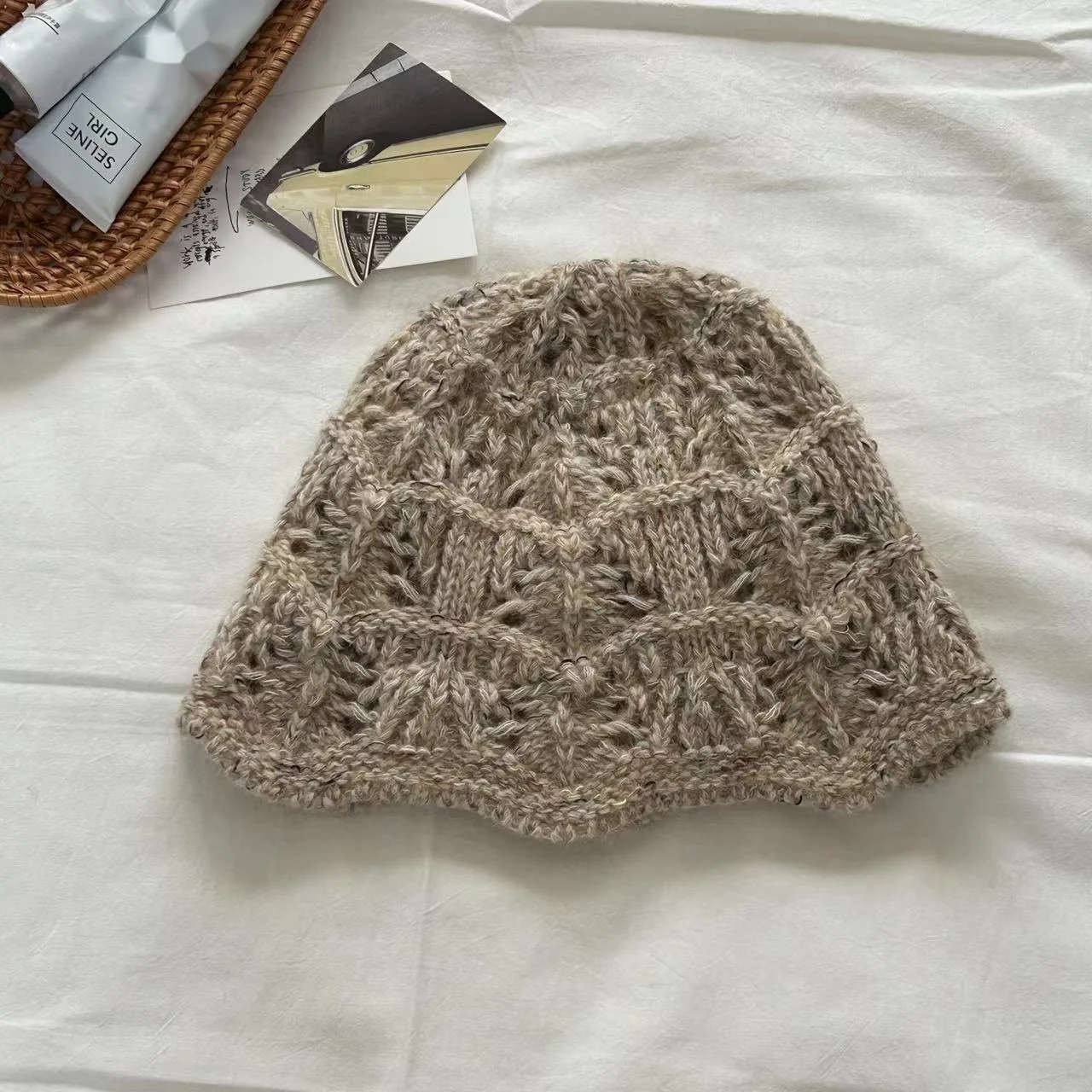 Early Autumn Temperament Style With Wool Yarn Hat Knitted For Warmth Niche Ins Retro Bucket Hat Toe Cap Basin Hat For Women_voghion.com