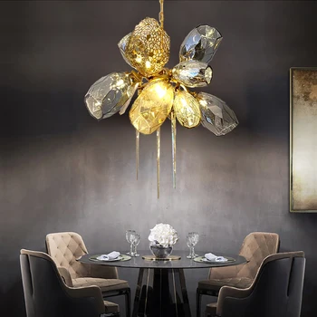 Post-Modern Glass Chandelier 1
