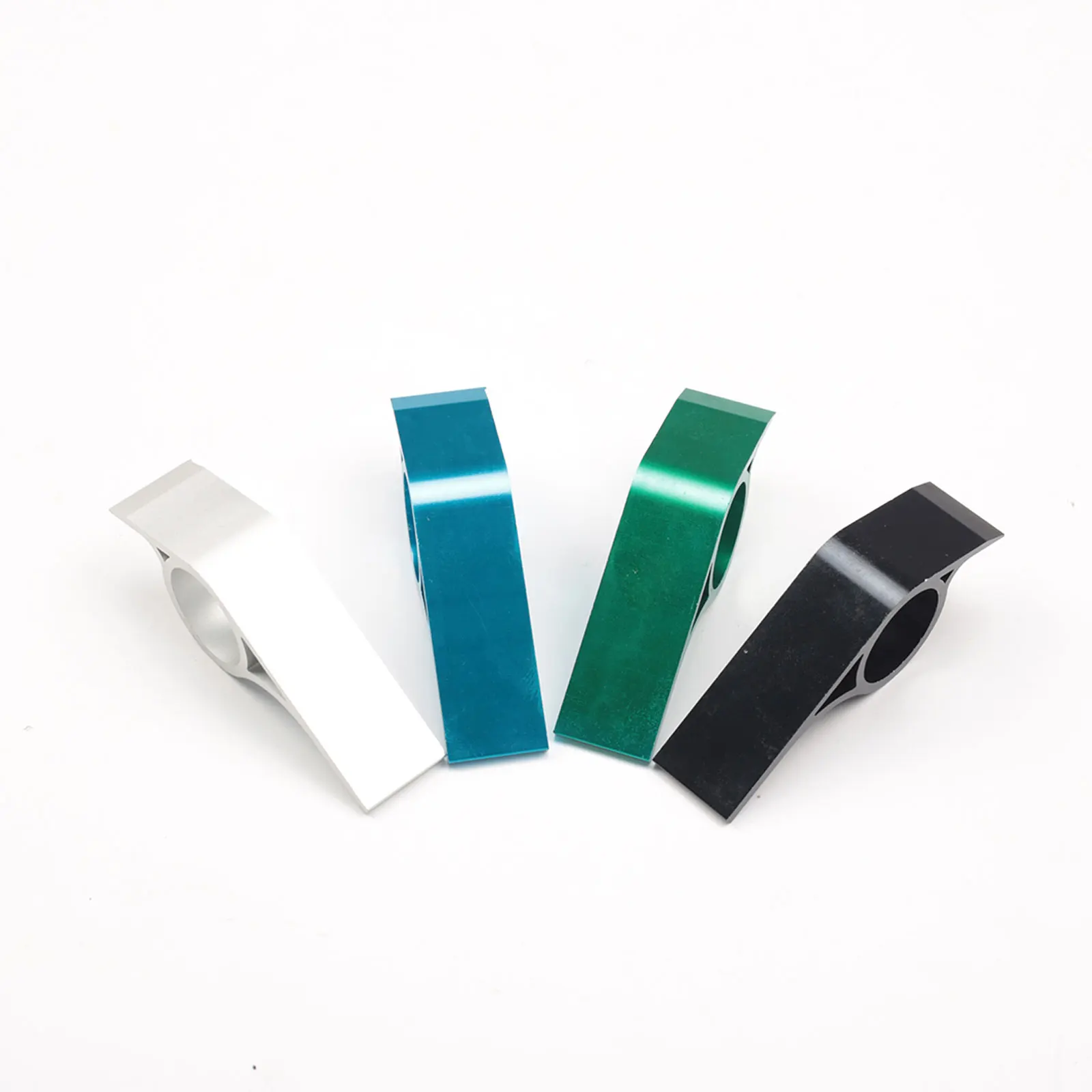 Рисунок 4 - инструмент для снятия крышки из