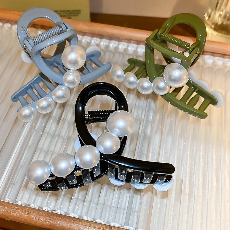 Elegant Imitation Pearl Acrylic Hair Claw Exquisite Cross Hairpin Simple Shark Clip Fashion Jewelry Hair Accessories for Women