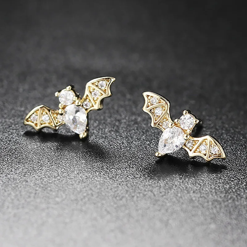 MAGICAL DESIGN シルバーピアス　コウモリ　BAT EARRING MAGICAL DESIGN シルバーピアス コウモリ BAT EARRING