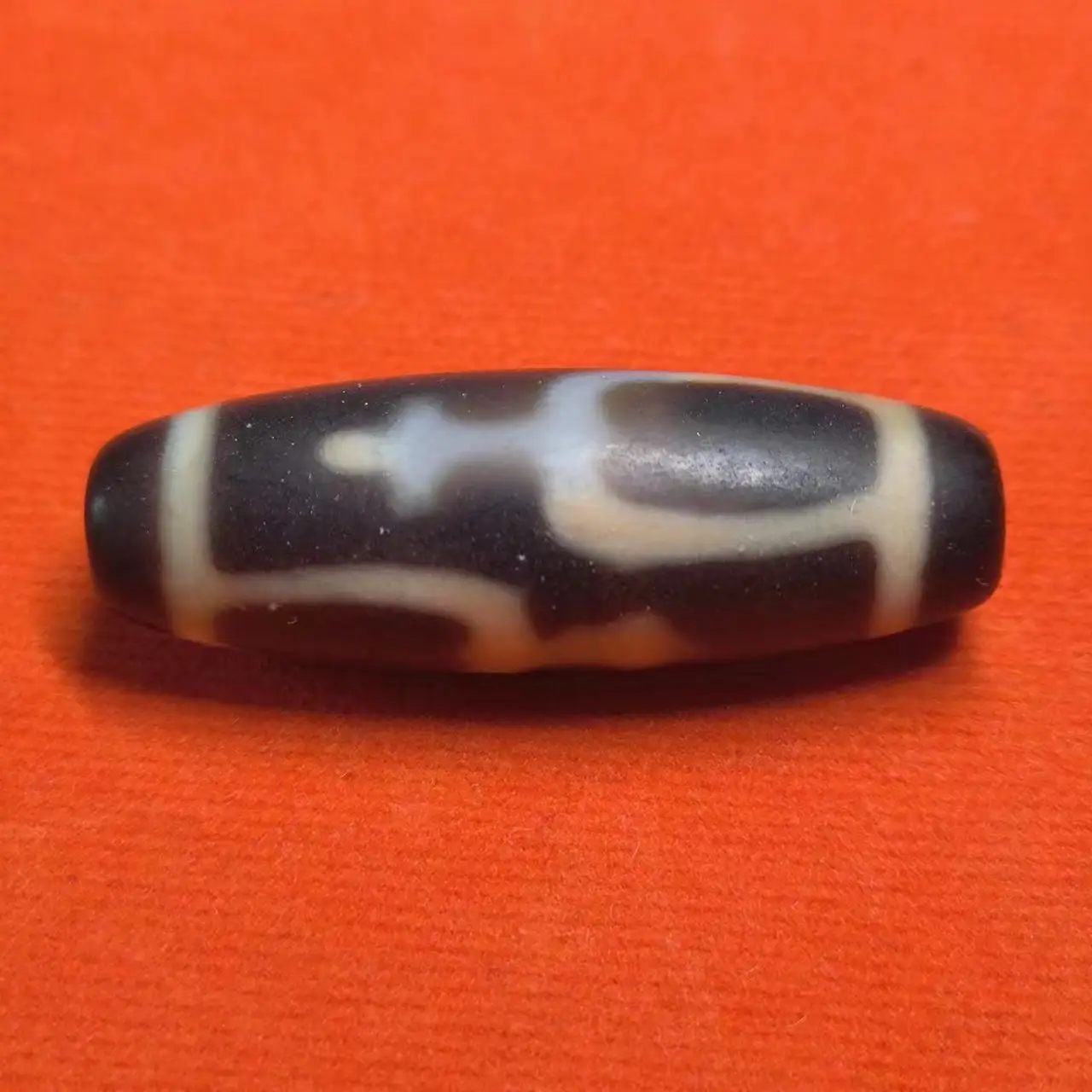 

1pcs/lot Natural Aquarium Old Agate Dzi Beads black gold Thousand-year-old beads Handmade rare special pretty gem jewelry amulet