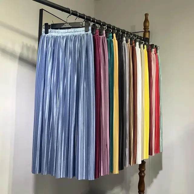 Saia Pregueada Prateada e Dourada