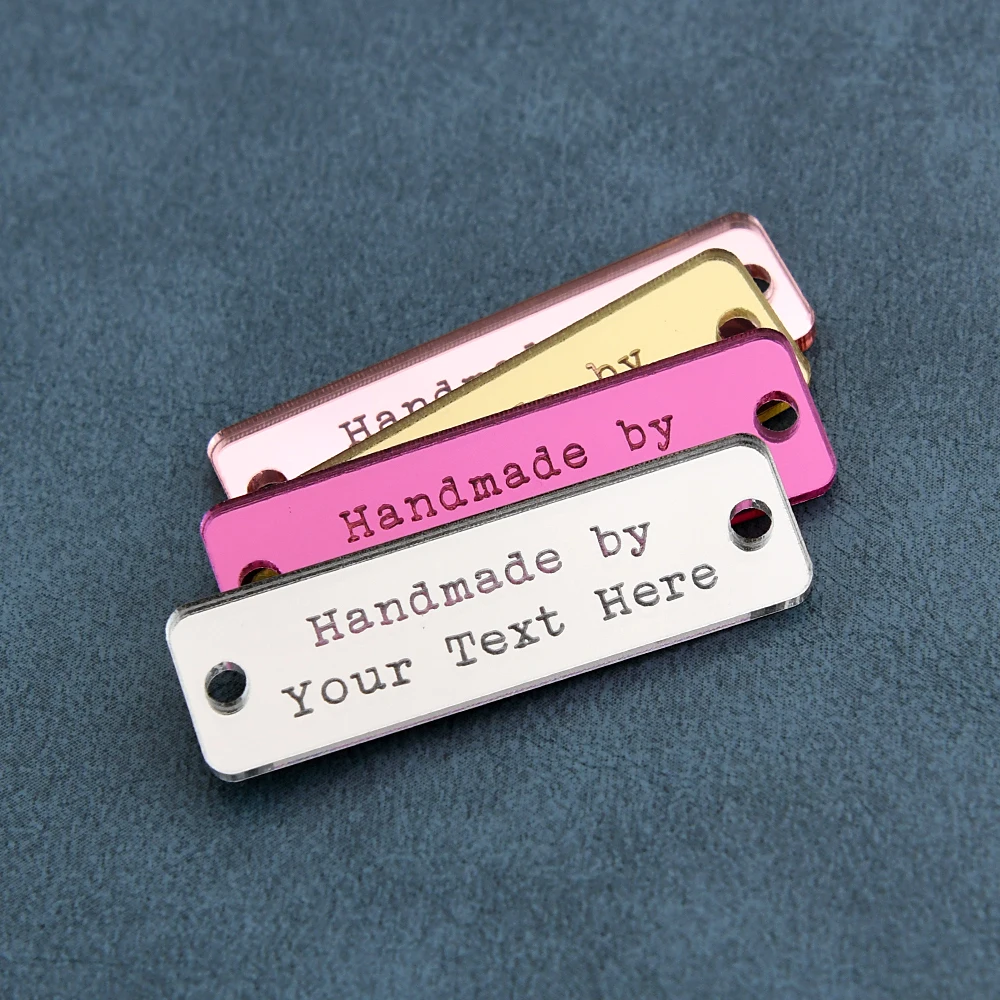 맞춤형 아크릴 태그 레이저 각인 라운드 코너 12x40mm 친환경 MOQ 50개 DIY 공예 의류 모자 장식 맞춤 로고