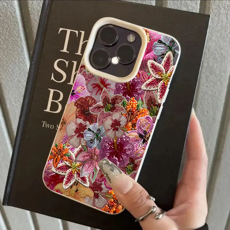 Luxurious Beaded Flower Lychee Texture Phone Case - Silicone Soft Cover