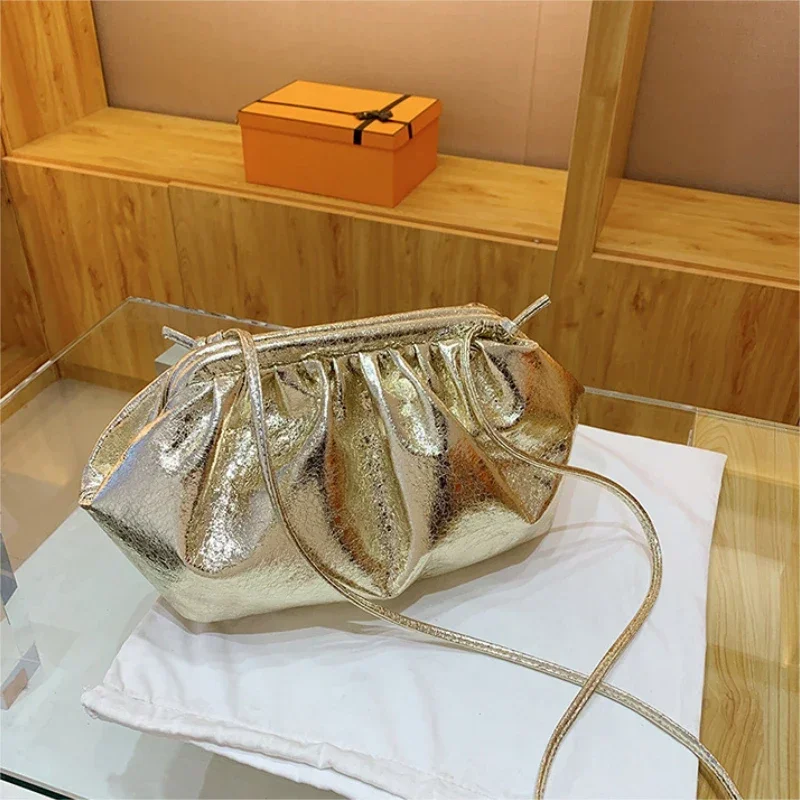 

Luxury Women Shoulder Bags Retro Glitter Evening Bag Female Crossbody Bags Designer Ladies Handbags Korea Fashion Cloud Bags