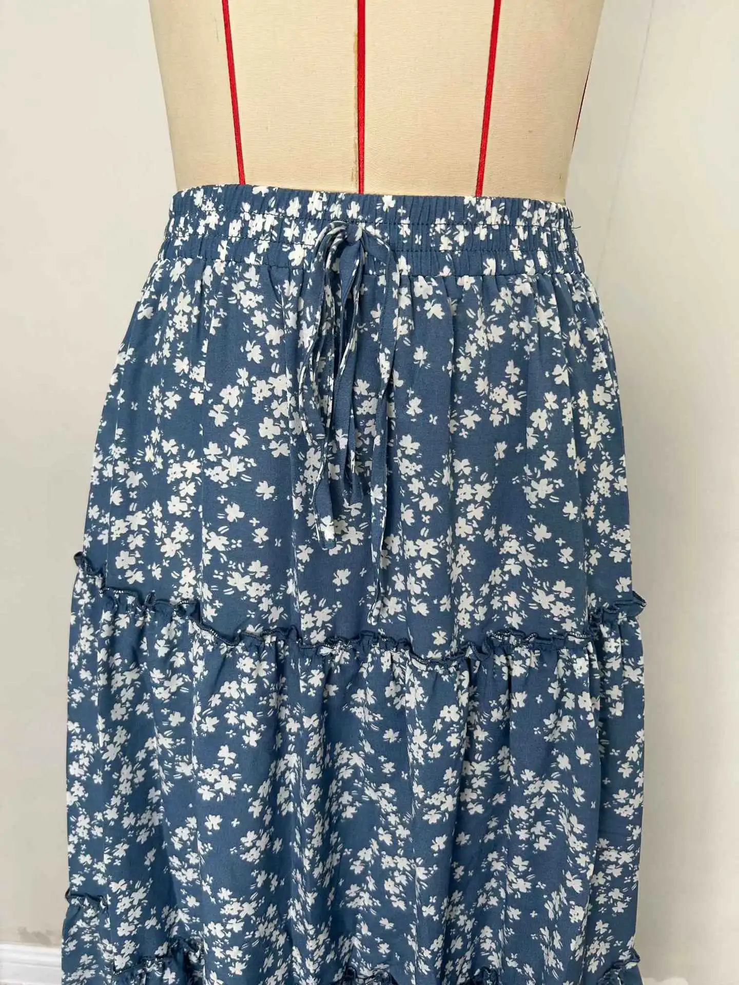 Women's Mesh Floral Big Swing Skirt Front View