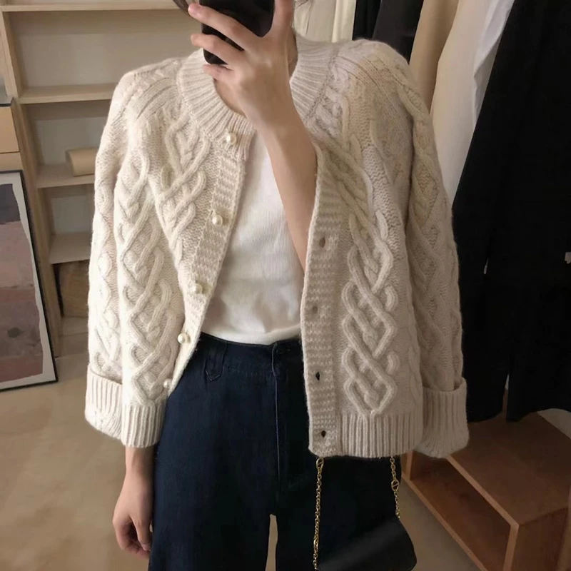 

Twist Pearl Buckle O-Neck Knitted Women Cardigan Coat Korean Vintage Elegant Lady Chic Sweater 2023 Autumn Winter New Clothing