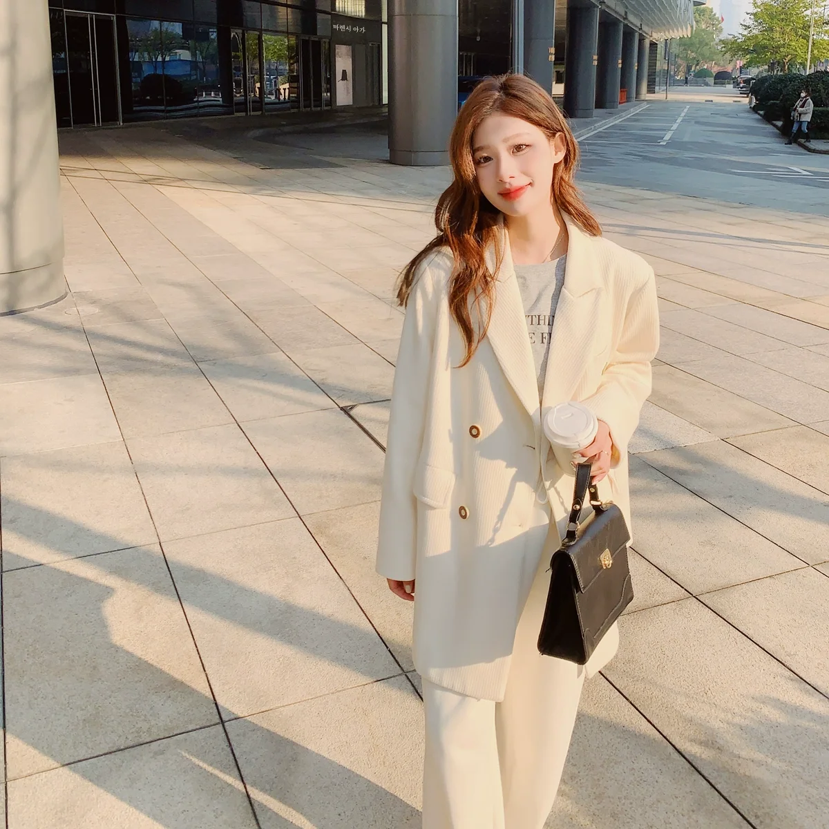 아이보리 패션 세트 세트 여성 2024 봄과 가을 새로운 소금 시스템 착용 고급 캐주얼 세트 투피스 세트