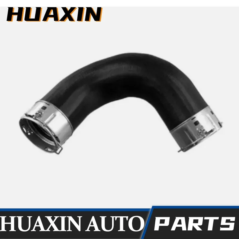 173020E021 17302-0E021 Turbocharger Intercooler Air Hose for Toyota Hilux Pickup 1GD 2GD-Fortuner 173020E021 17302-0E021