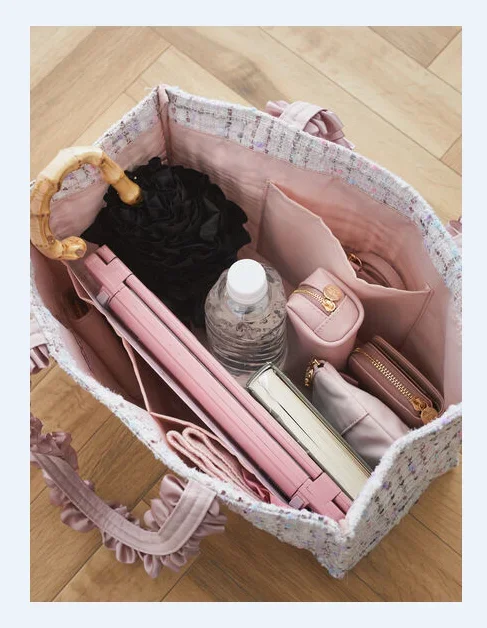 Japanese Style 2023 New Winter Classic Style Shiny Surface Floral Pleated Handle Tweed Shoulder Women's Sweet Handbag Tote Bags