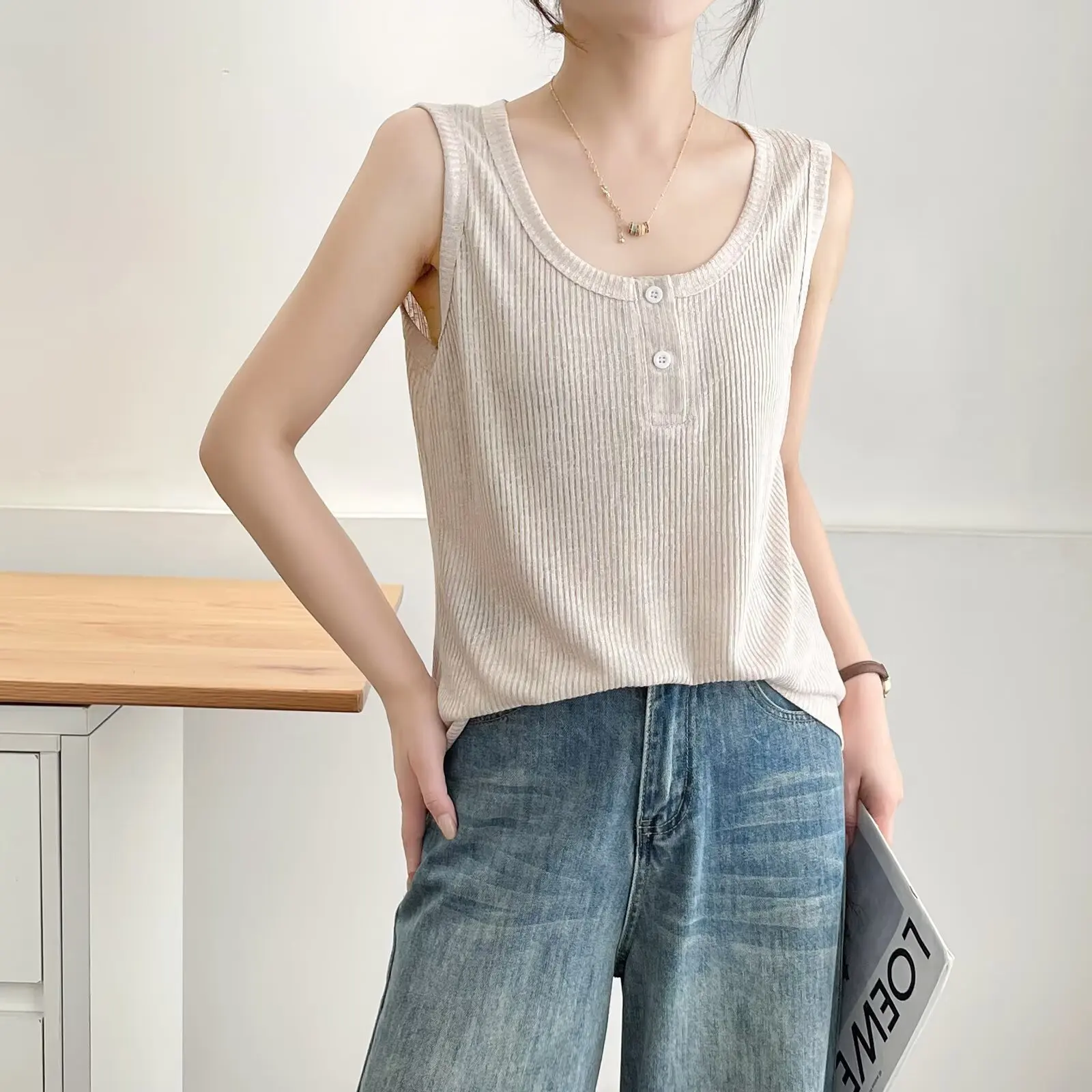 New Plus Size Tank Top Casual Summer U-neck Knitted Vest 100KG With Sleeveless For Women 971
