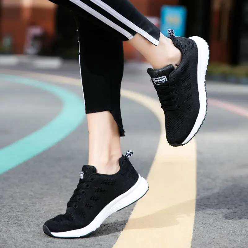 

low top lace-up mens sneakers 2022 sports men running sneakers sport shoes for man trainer winter shuse shose Moccasins 0201