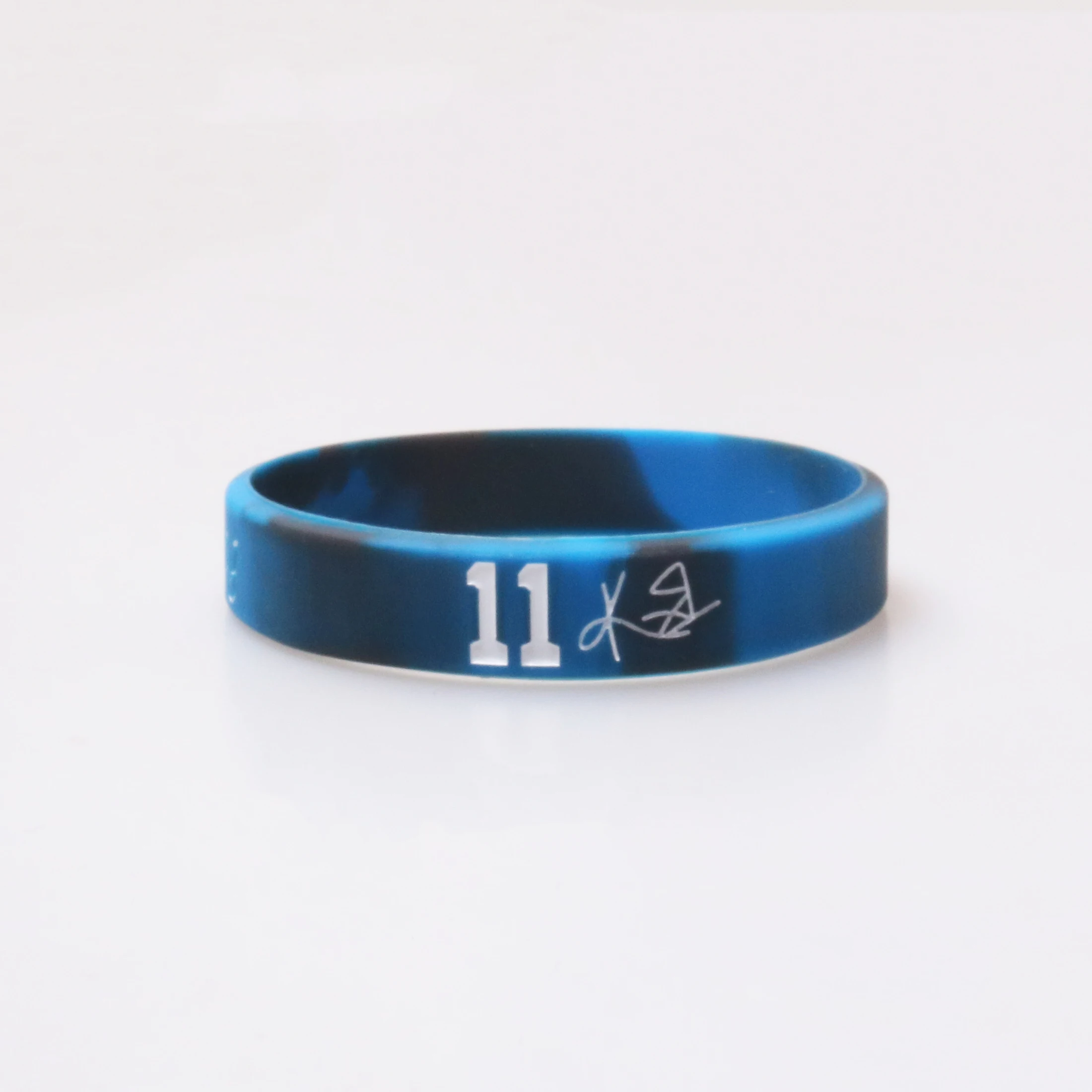 Silicone Bracelets 1 PC Silicone Bracelets Basketball Player Fashion Outdoor Sport Birthday Gift Souvenir Resilient Not Fading Wristband