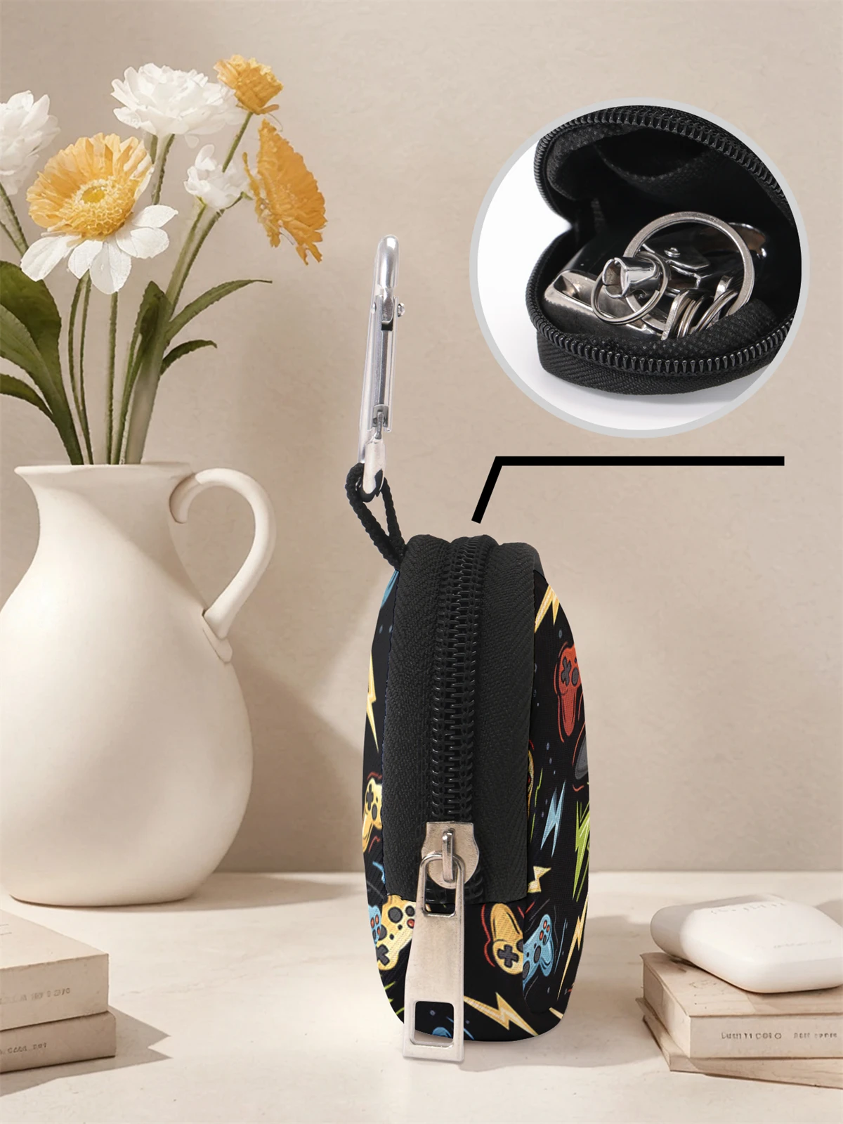Game console pattern printed mini wallet, lightweight zipper change bag with hook clip, headphone key bag, suitable for men and