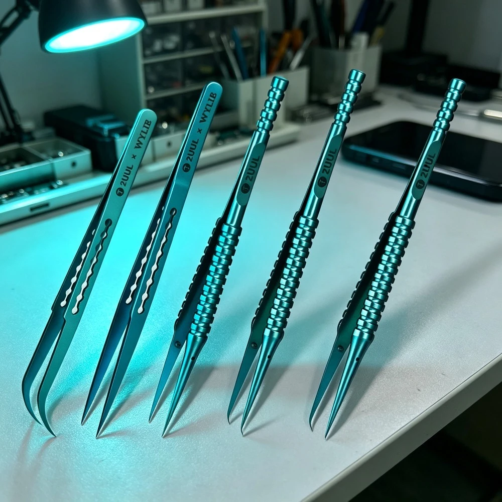 Titanium Alloy Precision Electronics Tweezers - Green