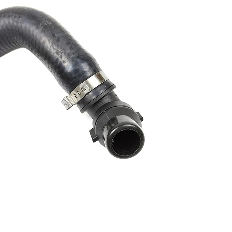 2048307096 High Quality Radiator Coolant Hose Fit for Mercedes 