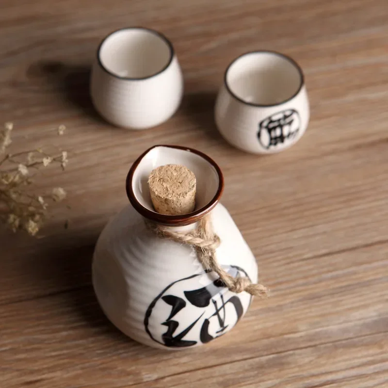 Ceramic wine set one pot and two cups three-piece set Japanese sake white yellow wine small bottle kitchen accessories